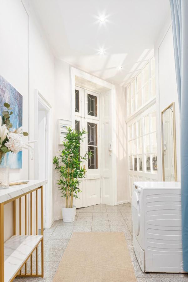 Spacious And Near Metro I Close To Parks I Akh Apartment Vienna Exterior photo